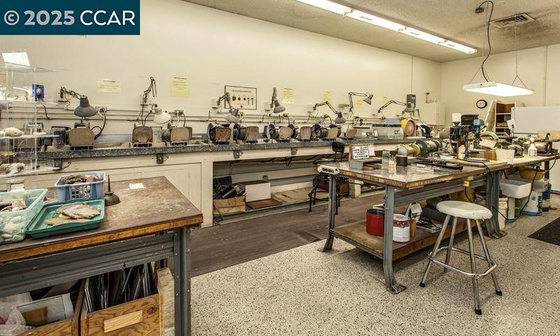 1257 Singingwood Ct # 1