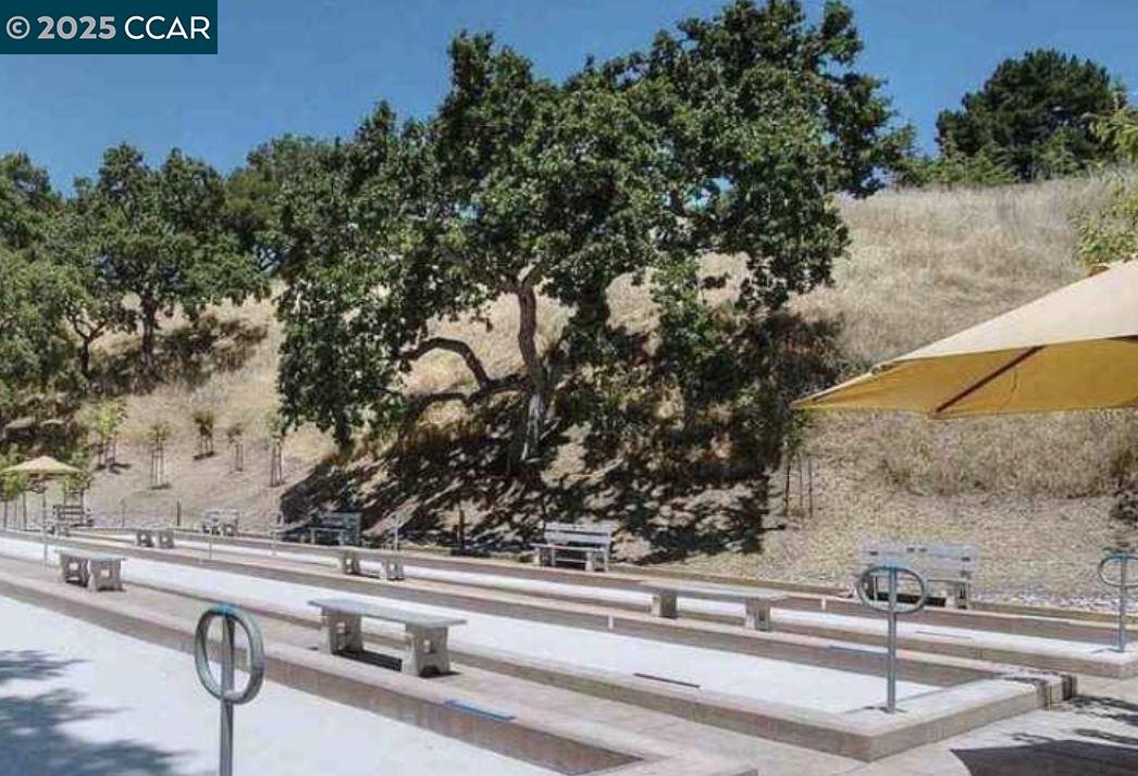 1257 Singingwood Ct # 1