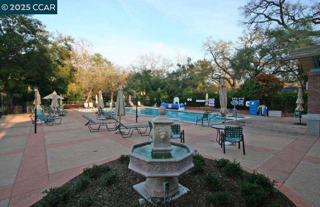 1257 Singingwood Ct # 1