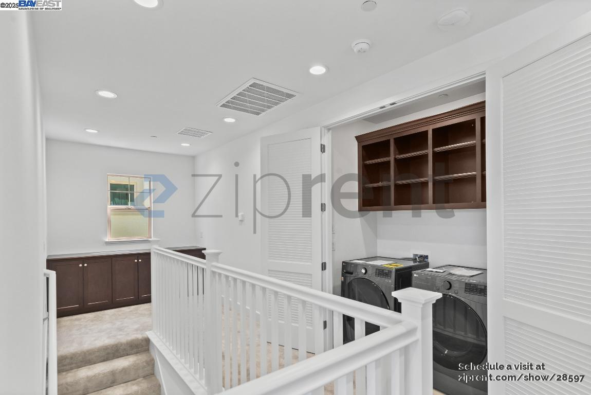 552 N Andalusia Way