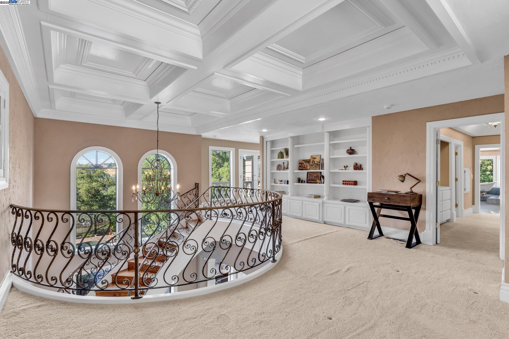 219 Valley Oaks Dr