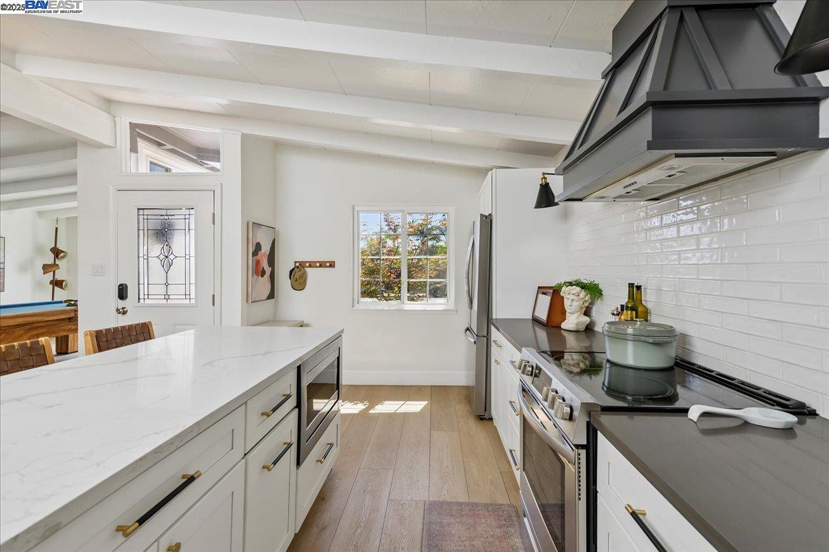 427 Bernal Ave
