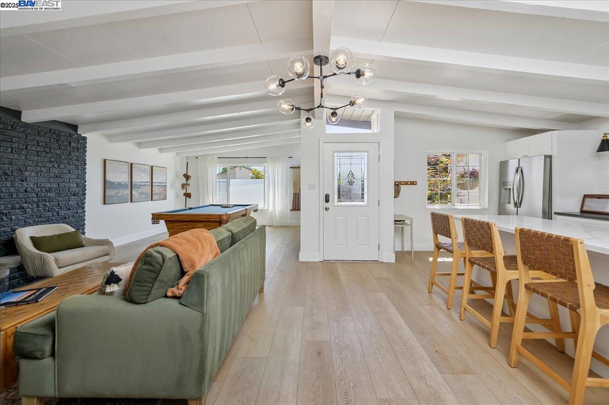 427 Bernal Ave