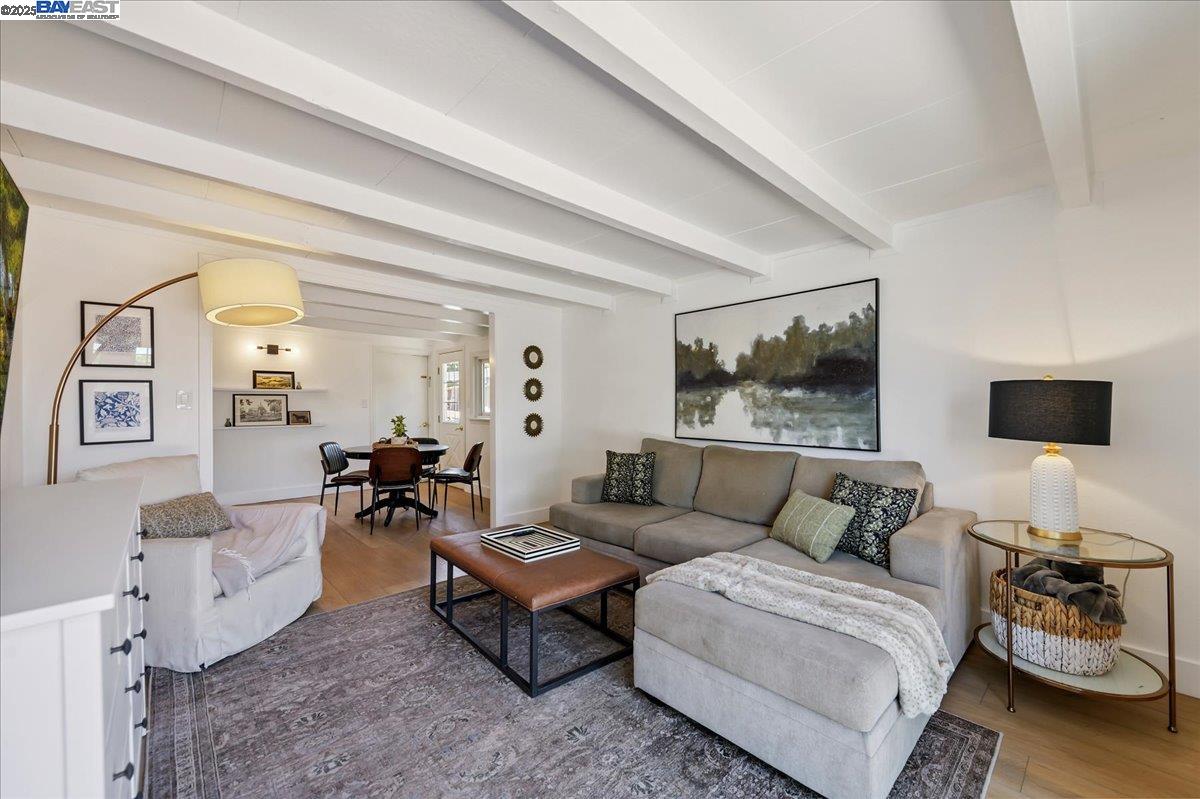 427 Bernal Ave