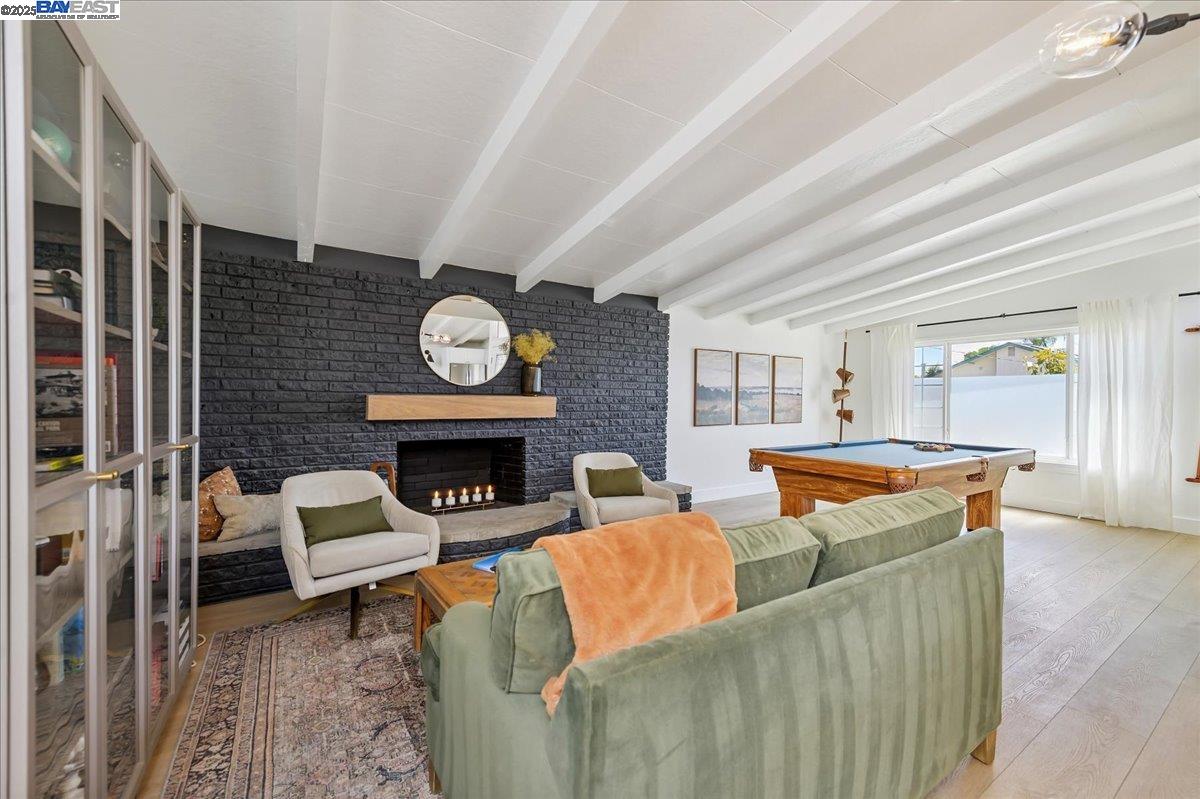 427 Bernal Ave