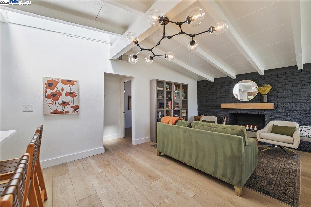 427 Bernal Ave