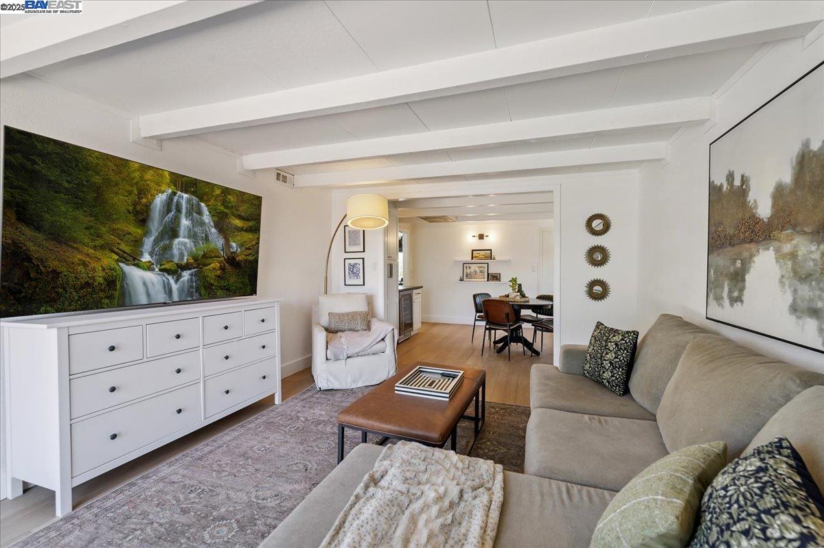 427 Bernal Ave