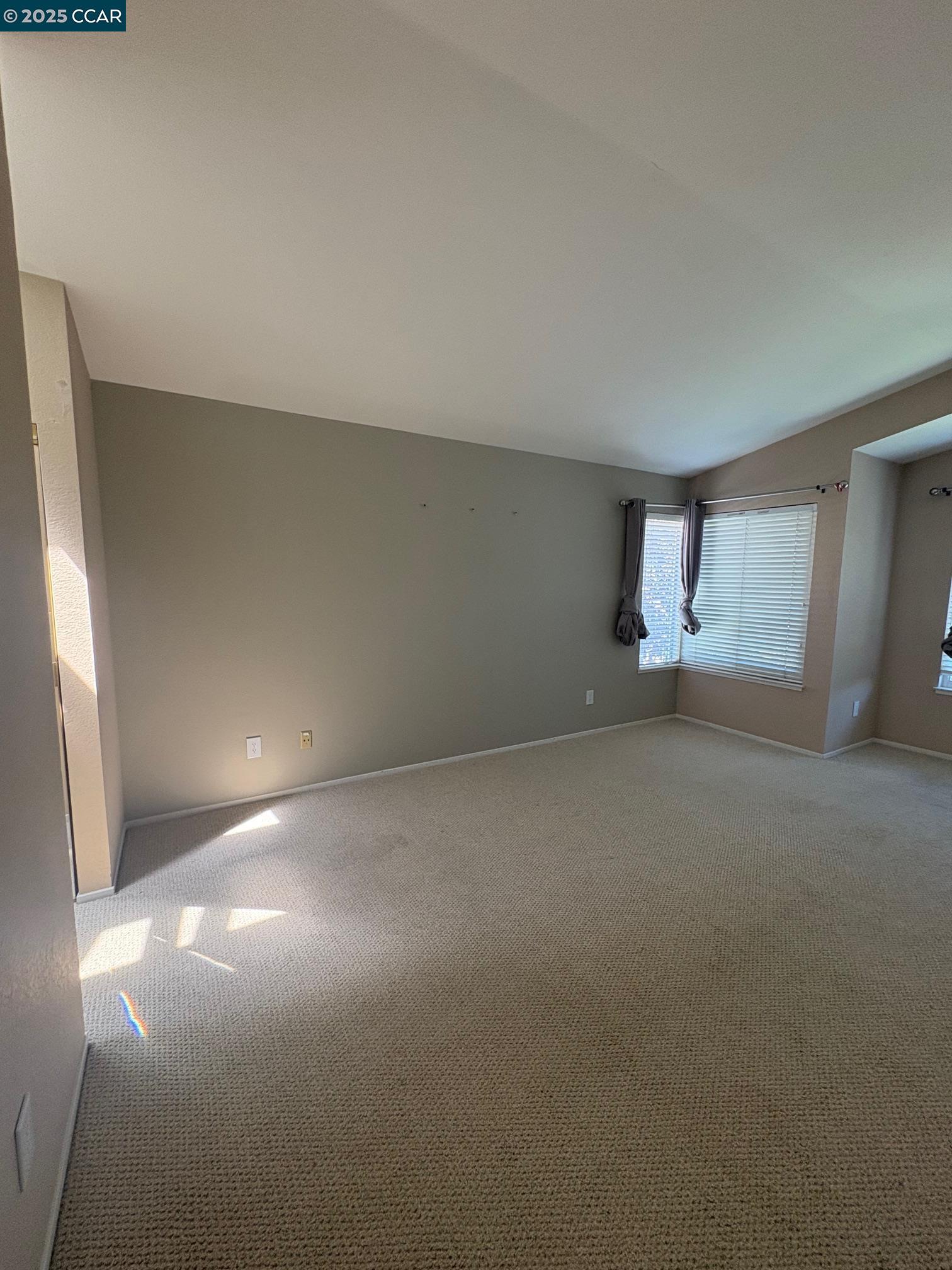 1029 Lakeridge Pl