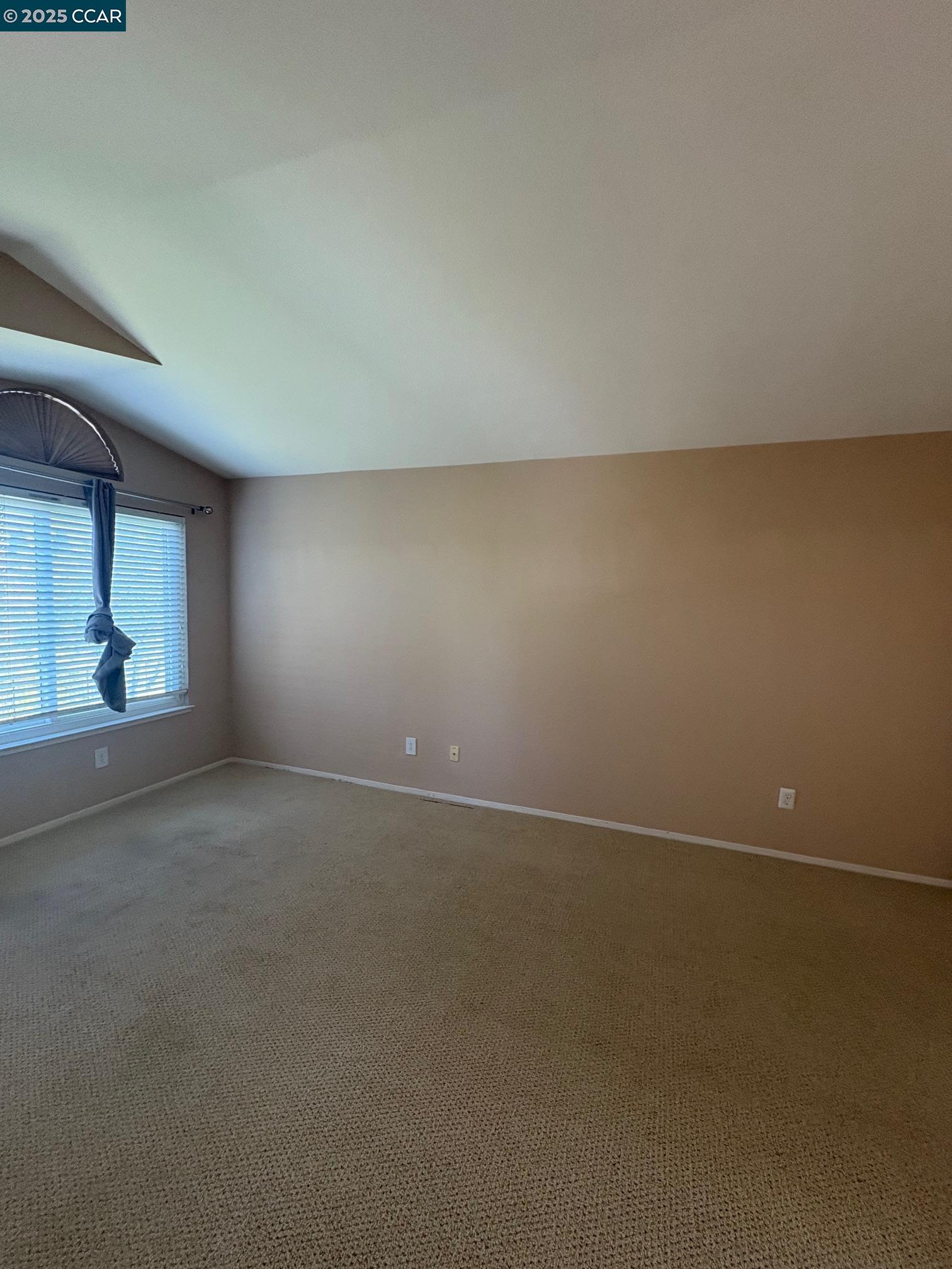 1029 Lakeridge Pl