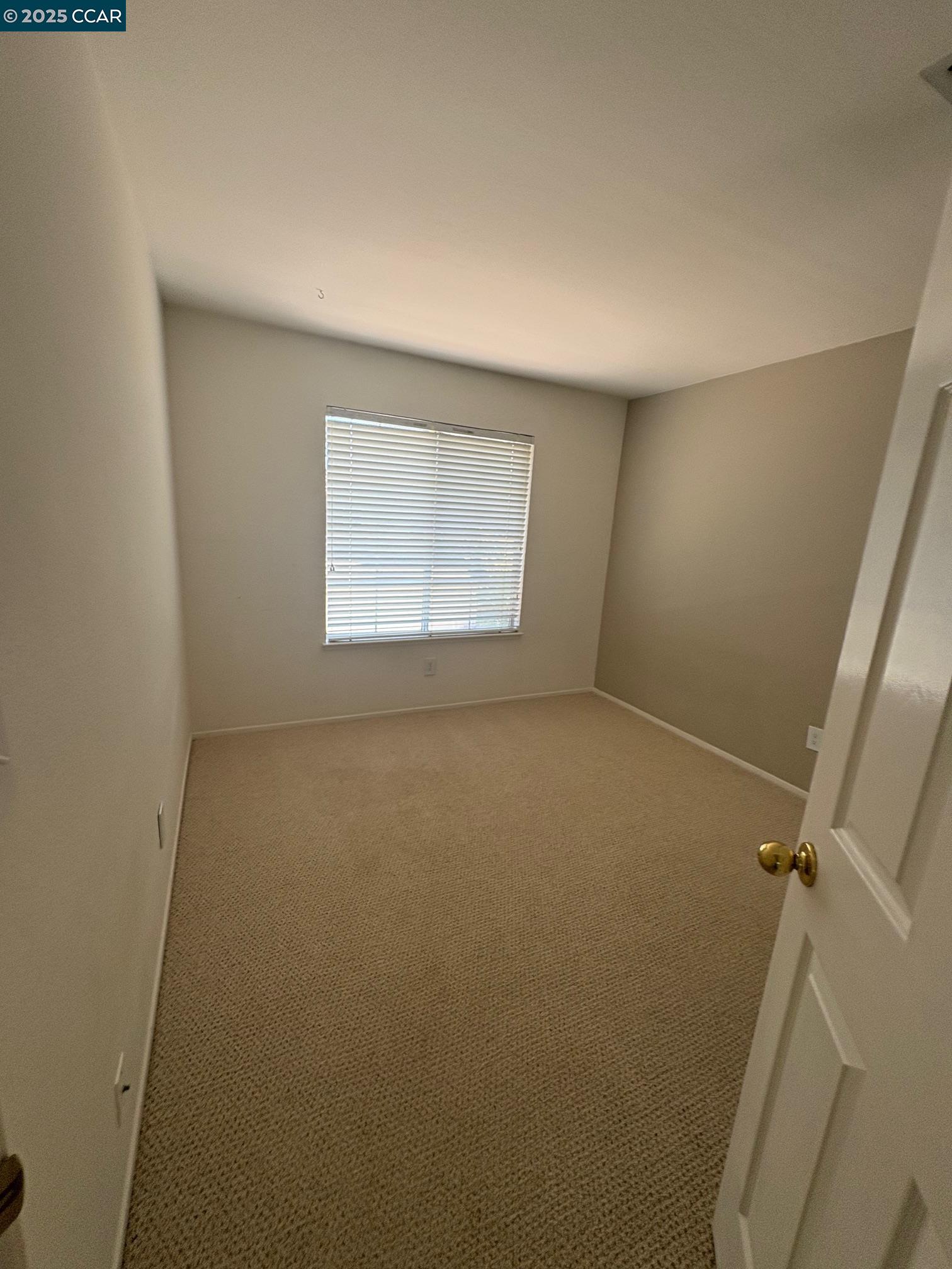 1029 Lakeridge Pl
