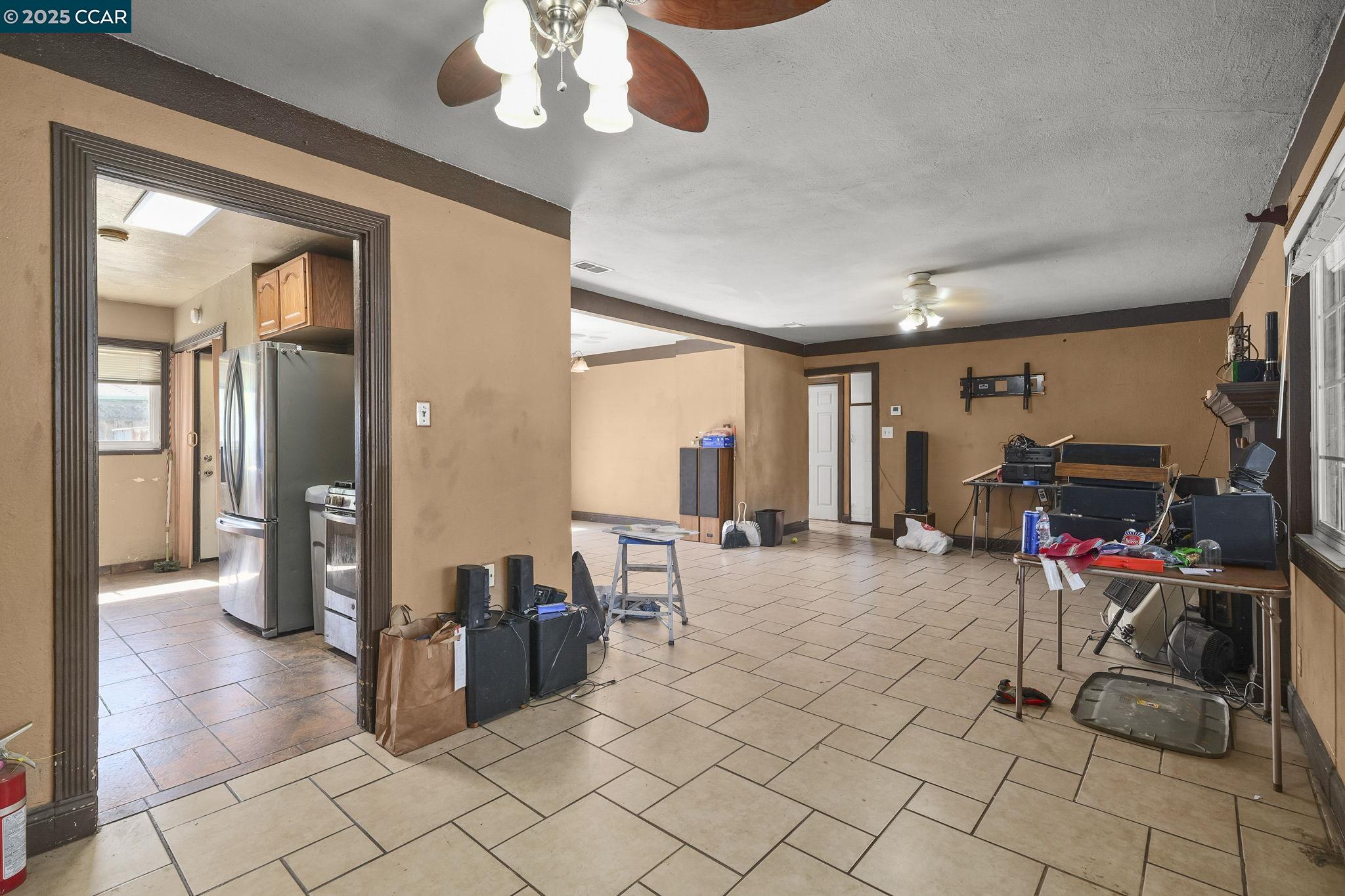 2061 Sherman Dr