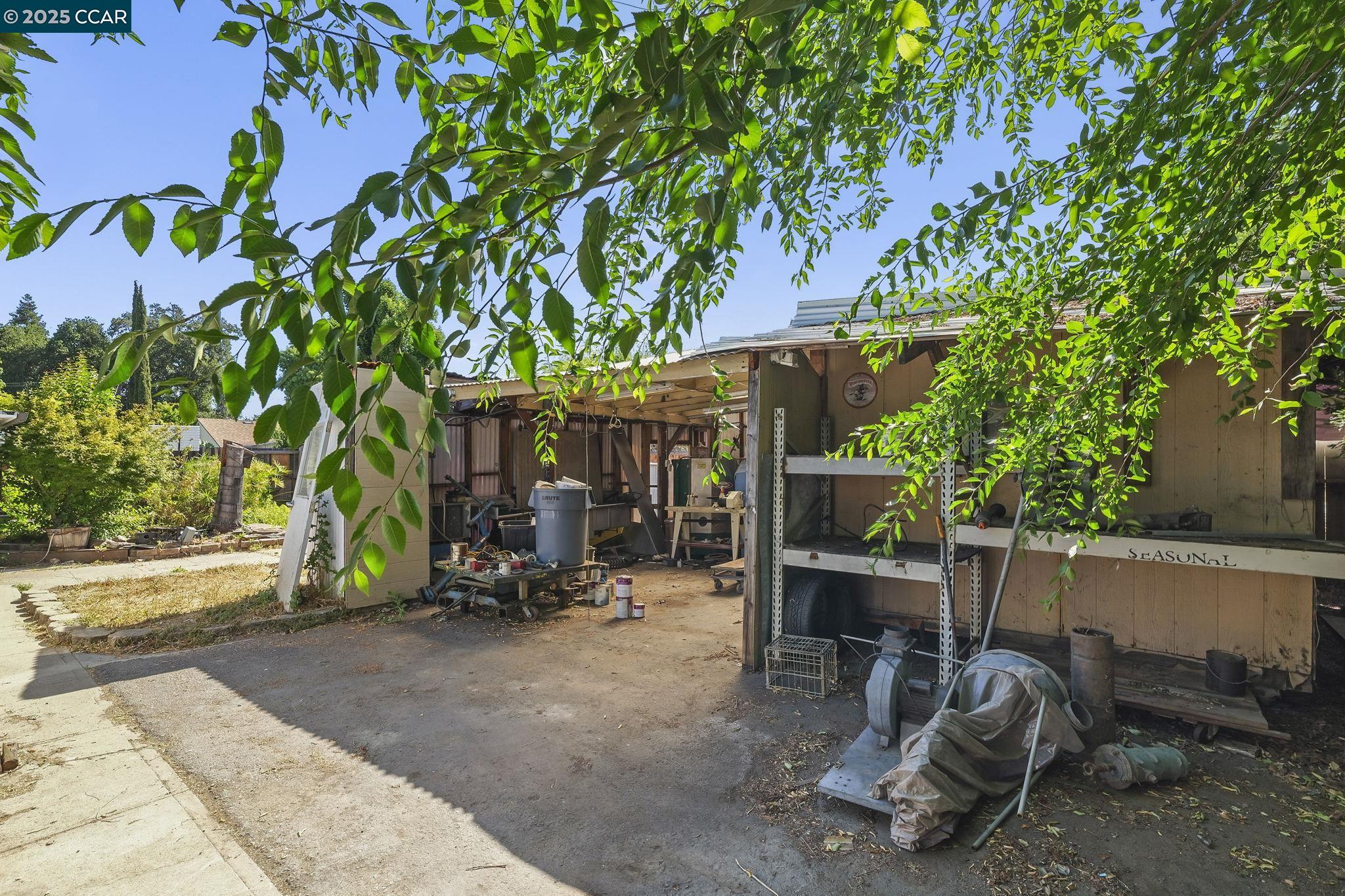 2061 Sherman Dr