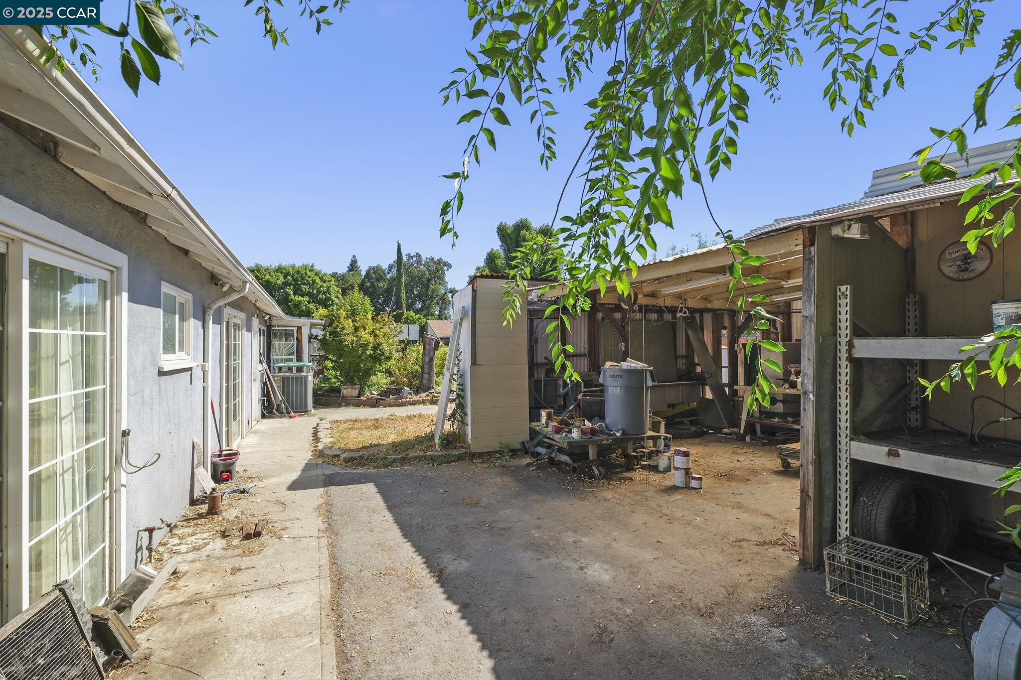 2061 Sherman Dr