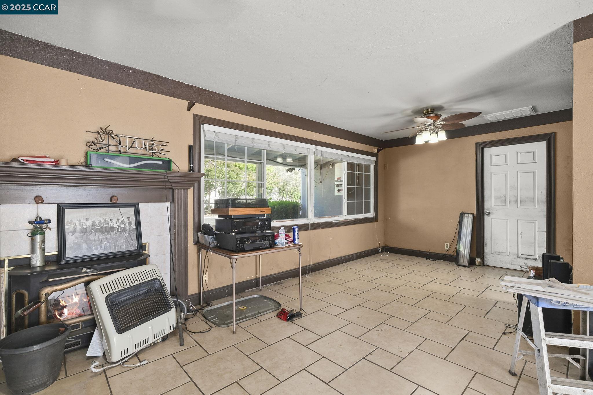 2061 Sherman Dr