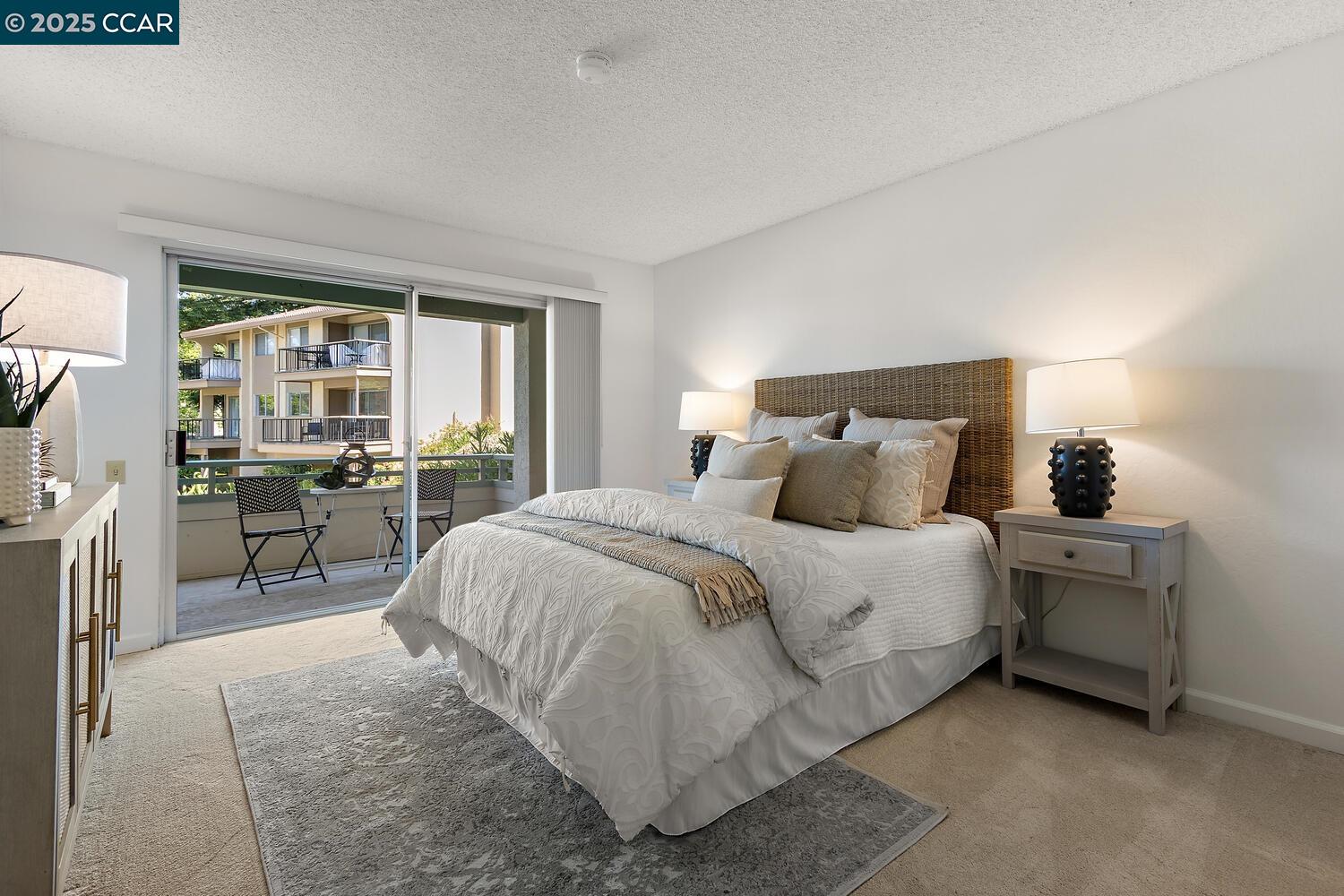 1501 Ptarmigan Dr # 2A