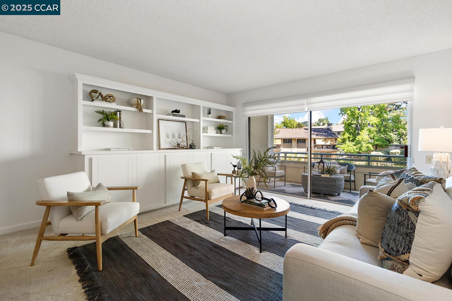 1501 Ptarmigan Dr # 2A