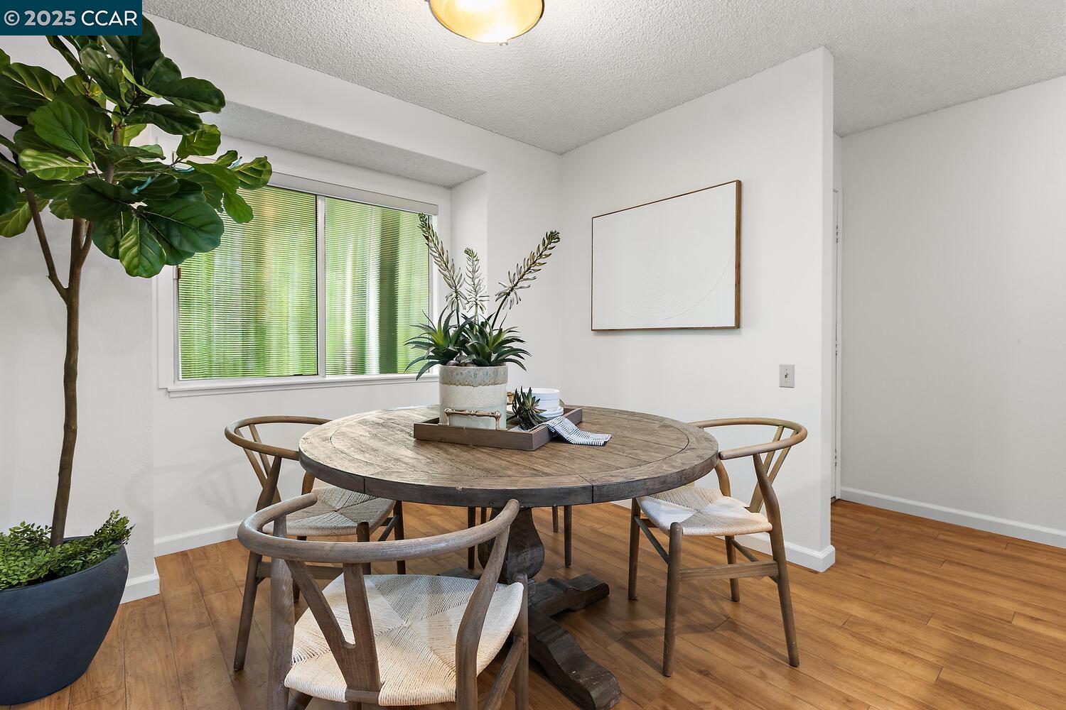 1501 Ptarmigan Dr # 2A