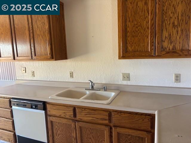 517 Van Buren Pl