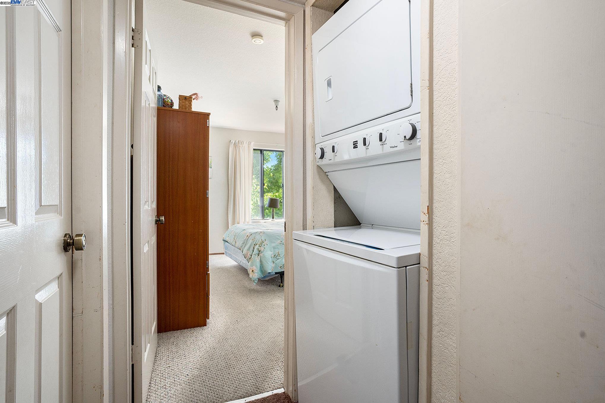 1400 Carpentier St # 225