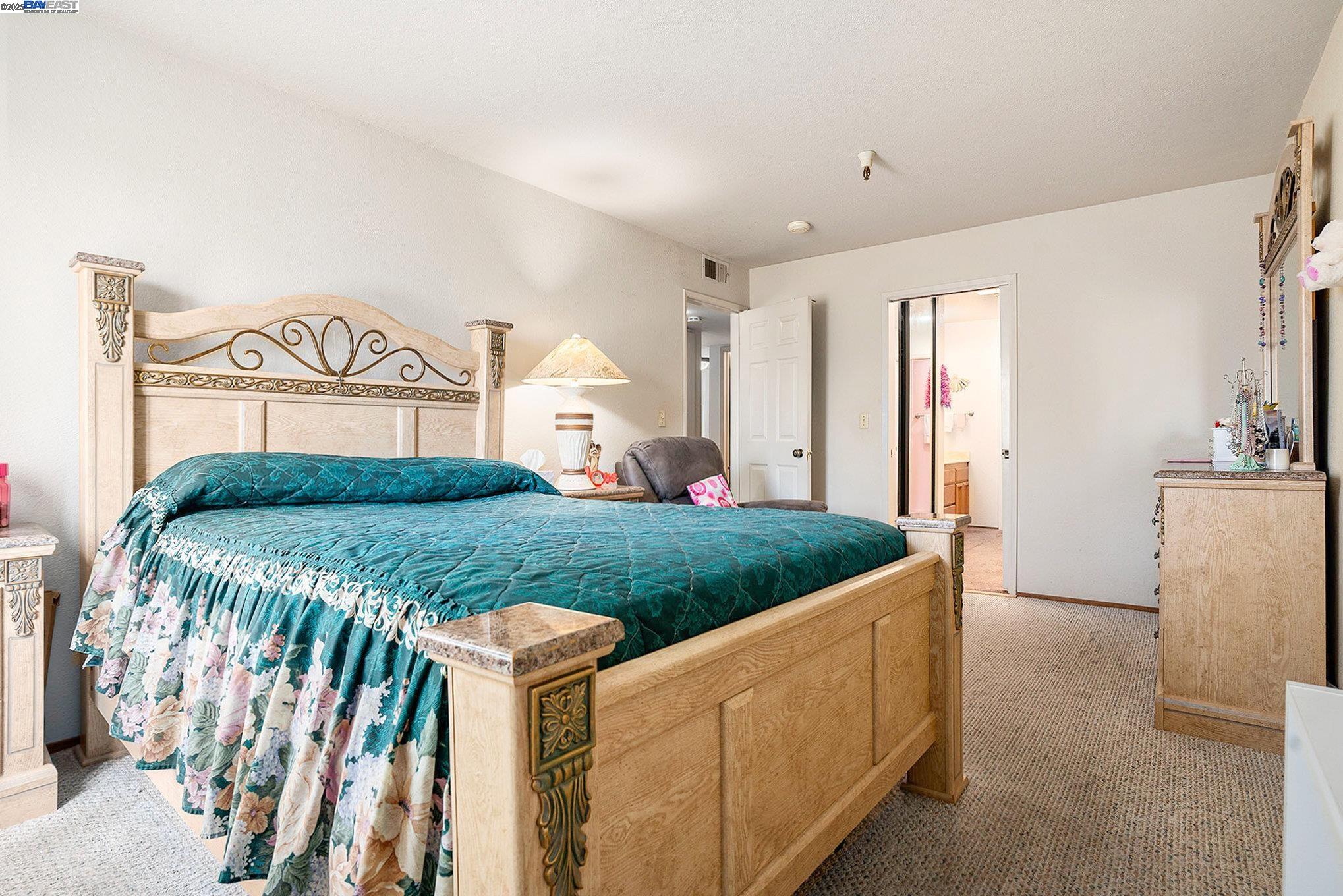 1400 Carpentier St # 225