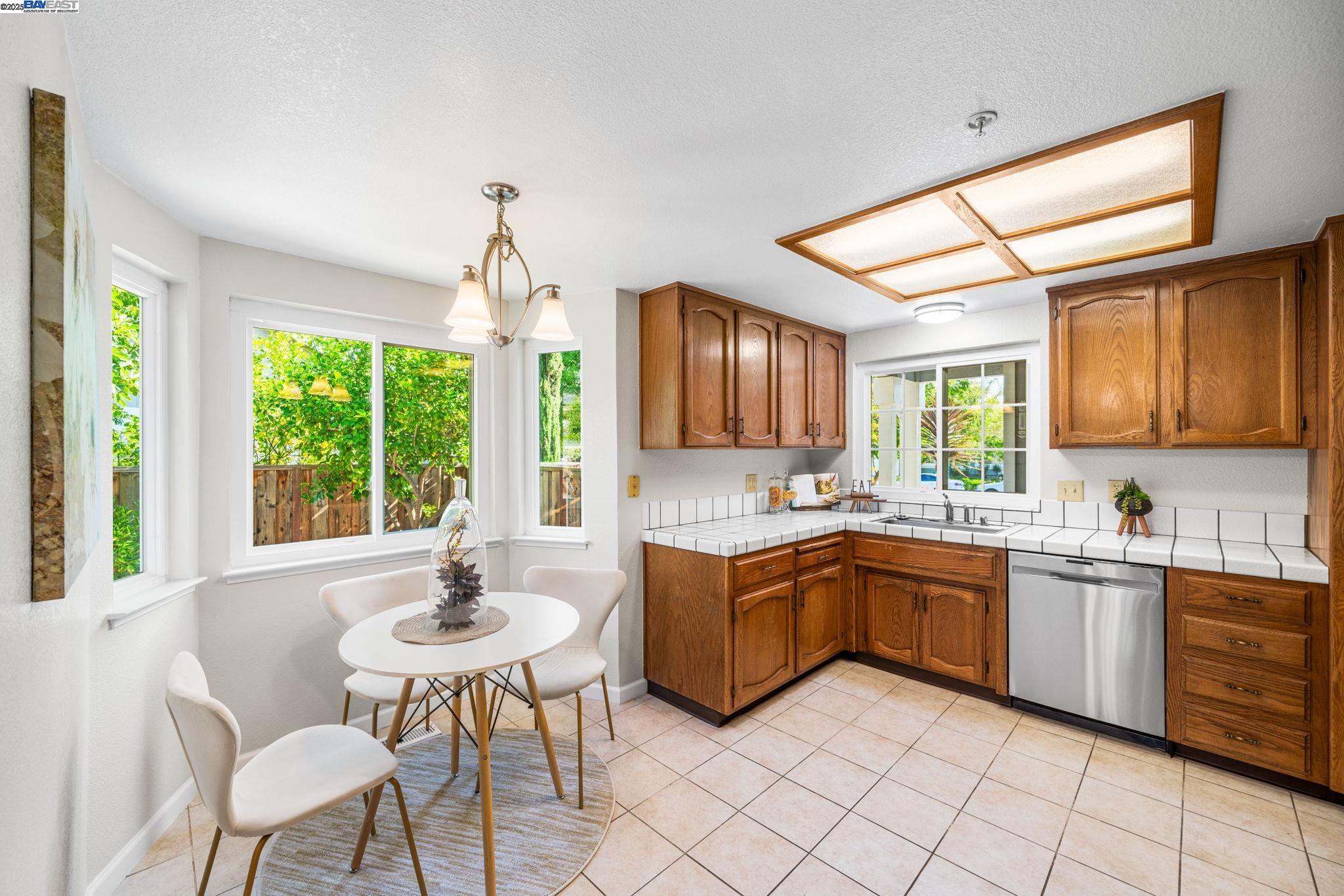 473 Andrea Cir