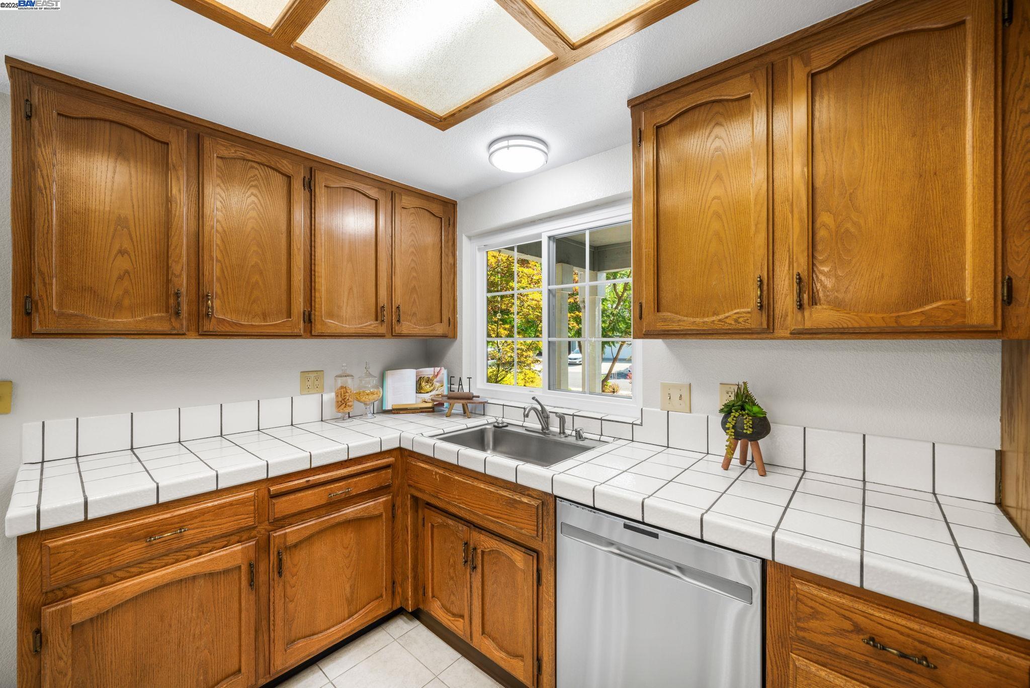 473 Andrea Cir