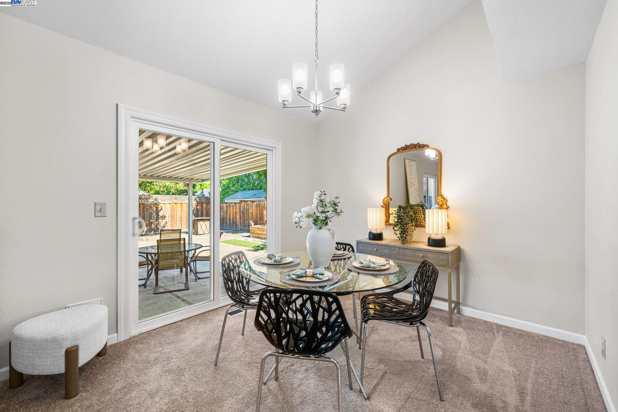 473 Andrea Cir