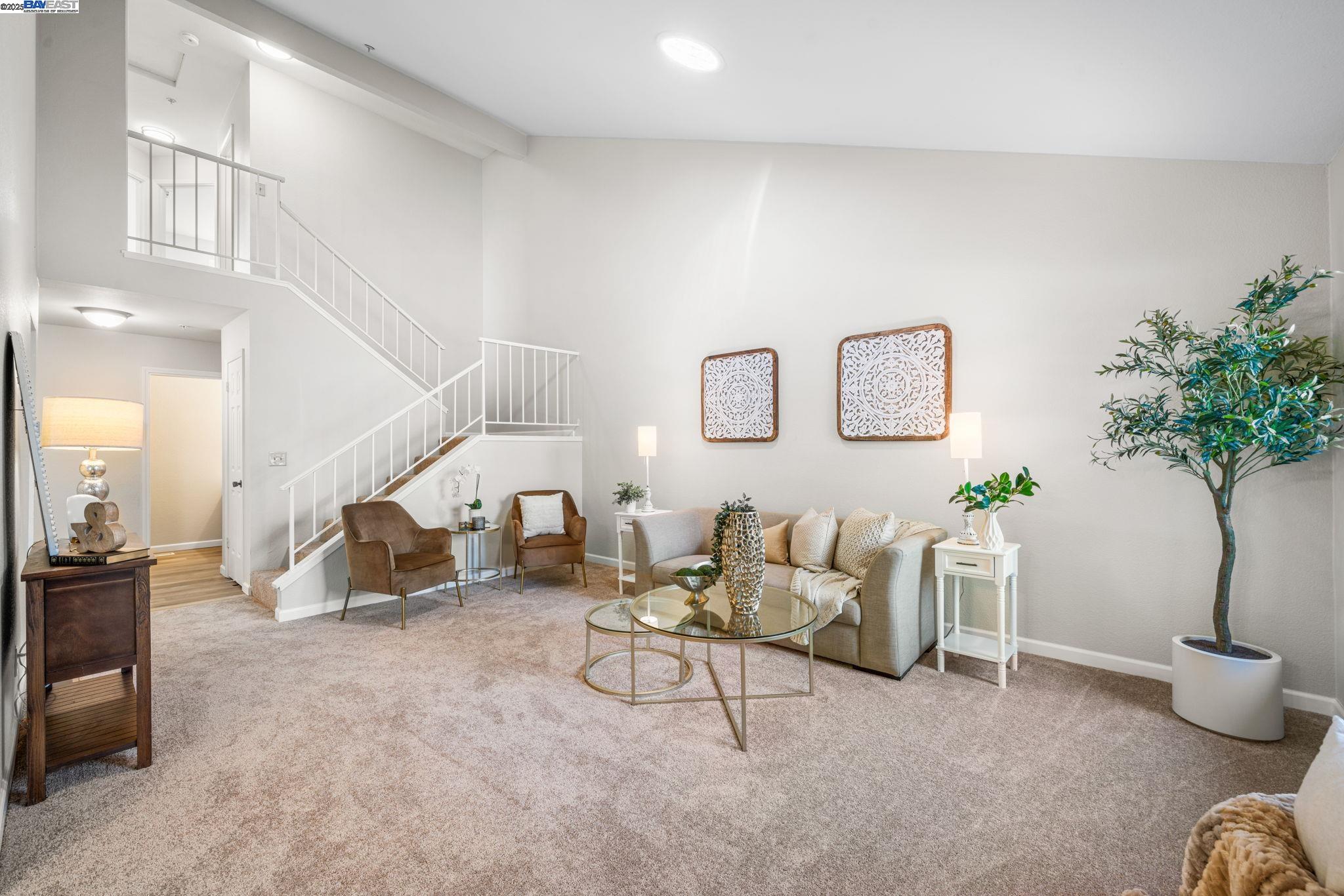 473 Andrea Cir