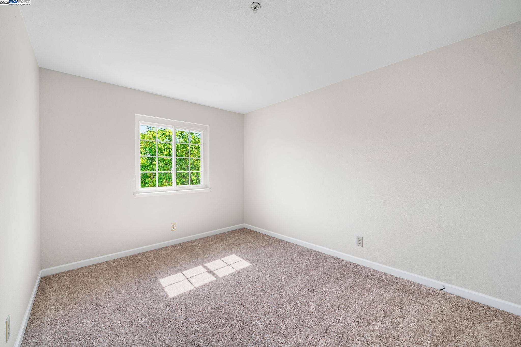 473 Andrea Cir