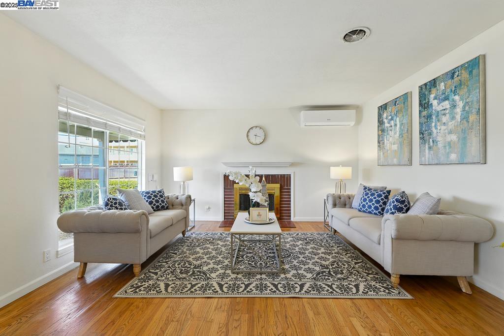 1608 Keller Ave