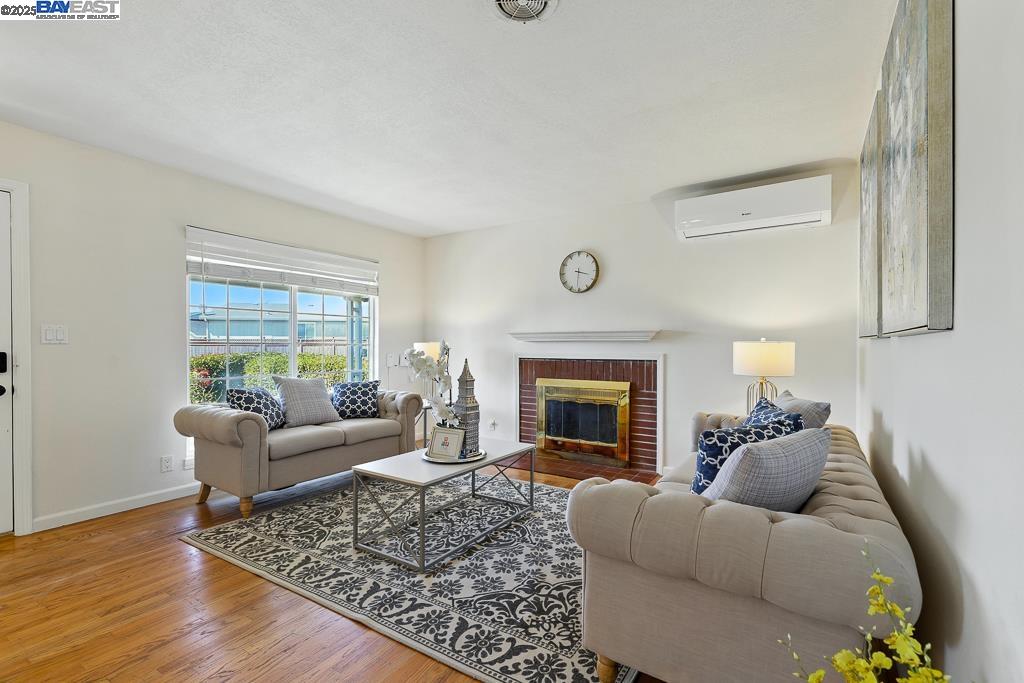 1608 Keller Ave
