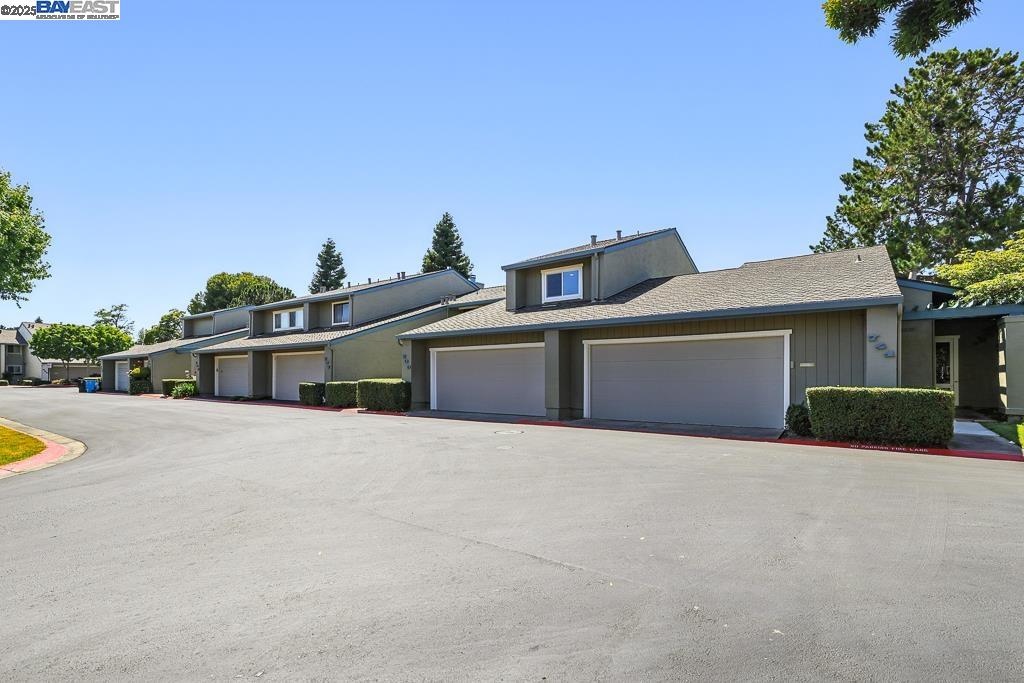 739 Aries Ln