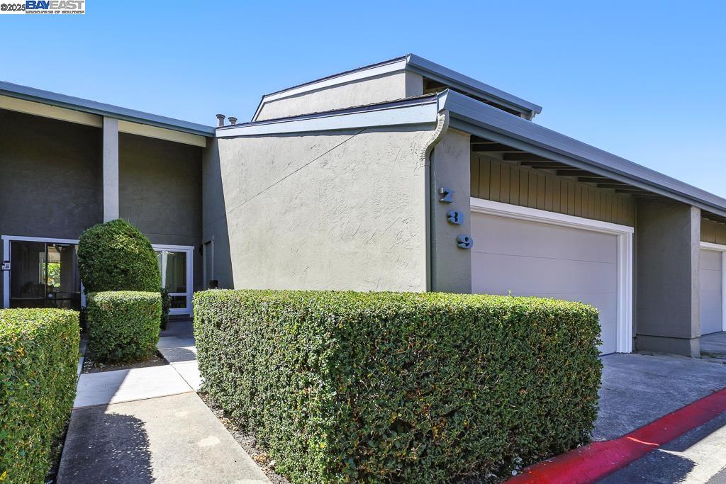 739 Aries Ln