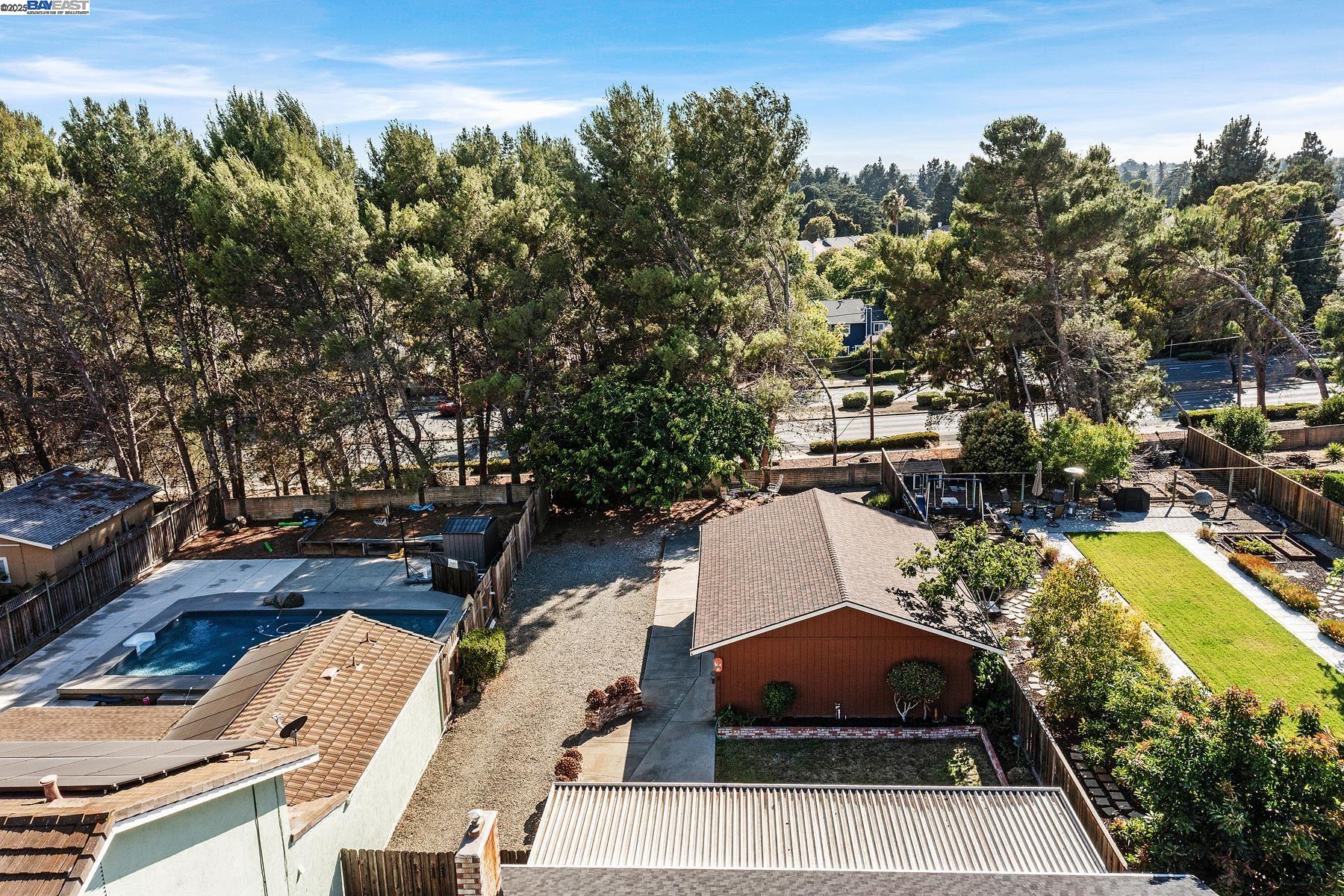 36055 Easterday Way