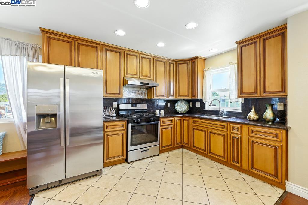 2593 62Nd Ave