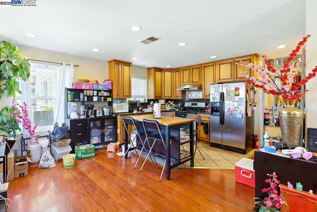 2593 62Nd Ave