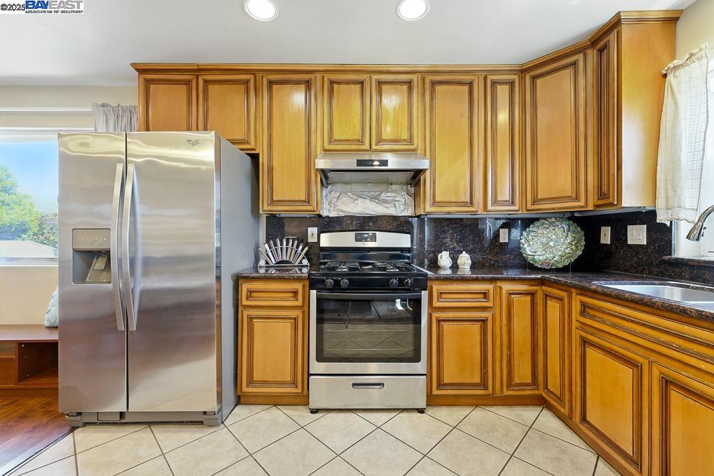 2593 62Nd Ave