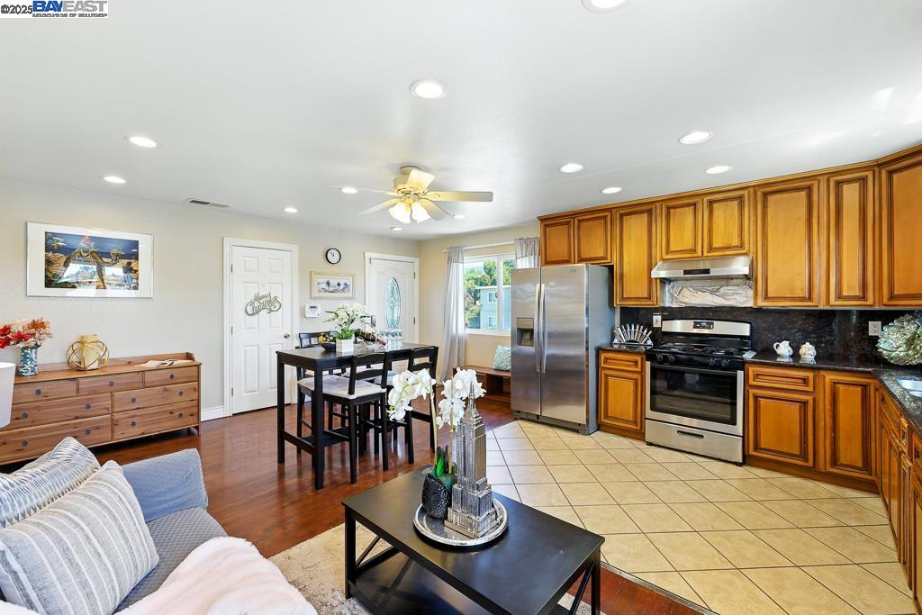 2593 62Nd Ave