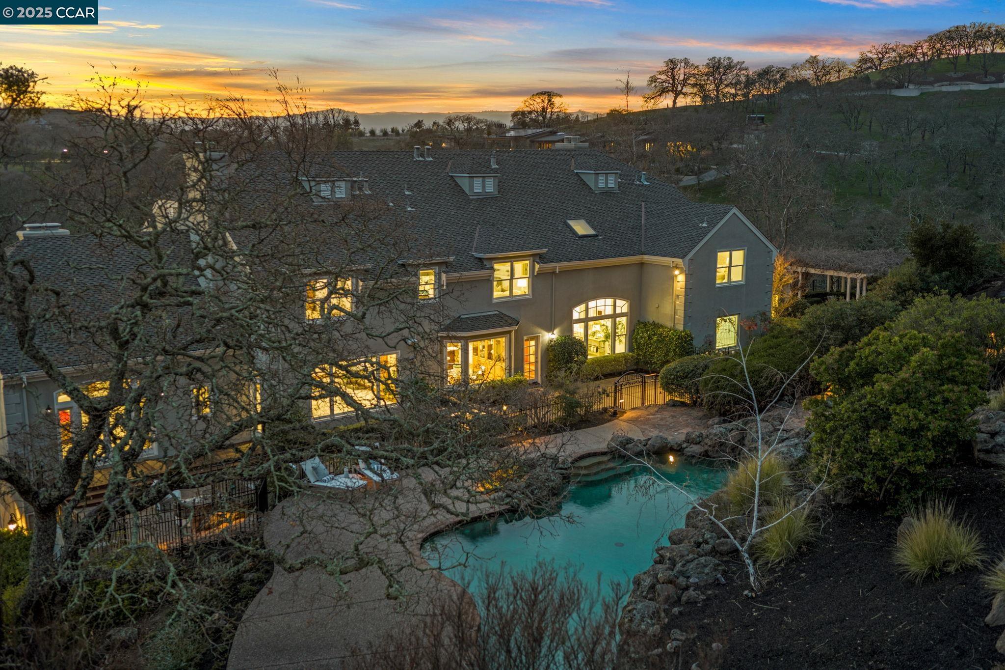 2420 Diablo Lakes Ln