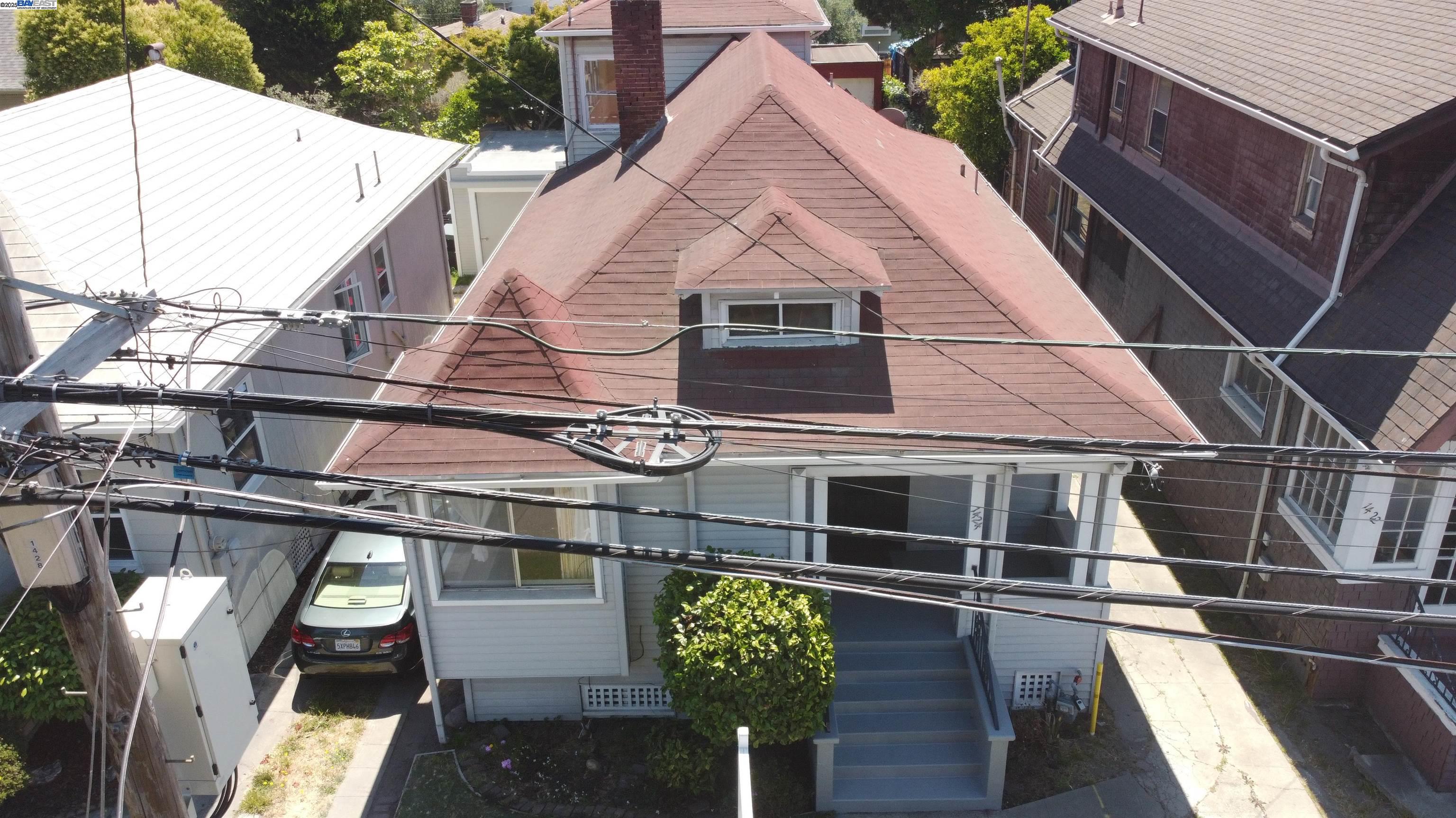 1424 Walnut St