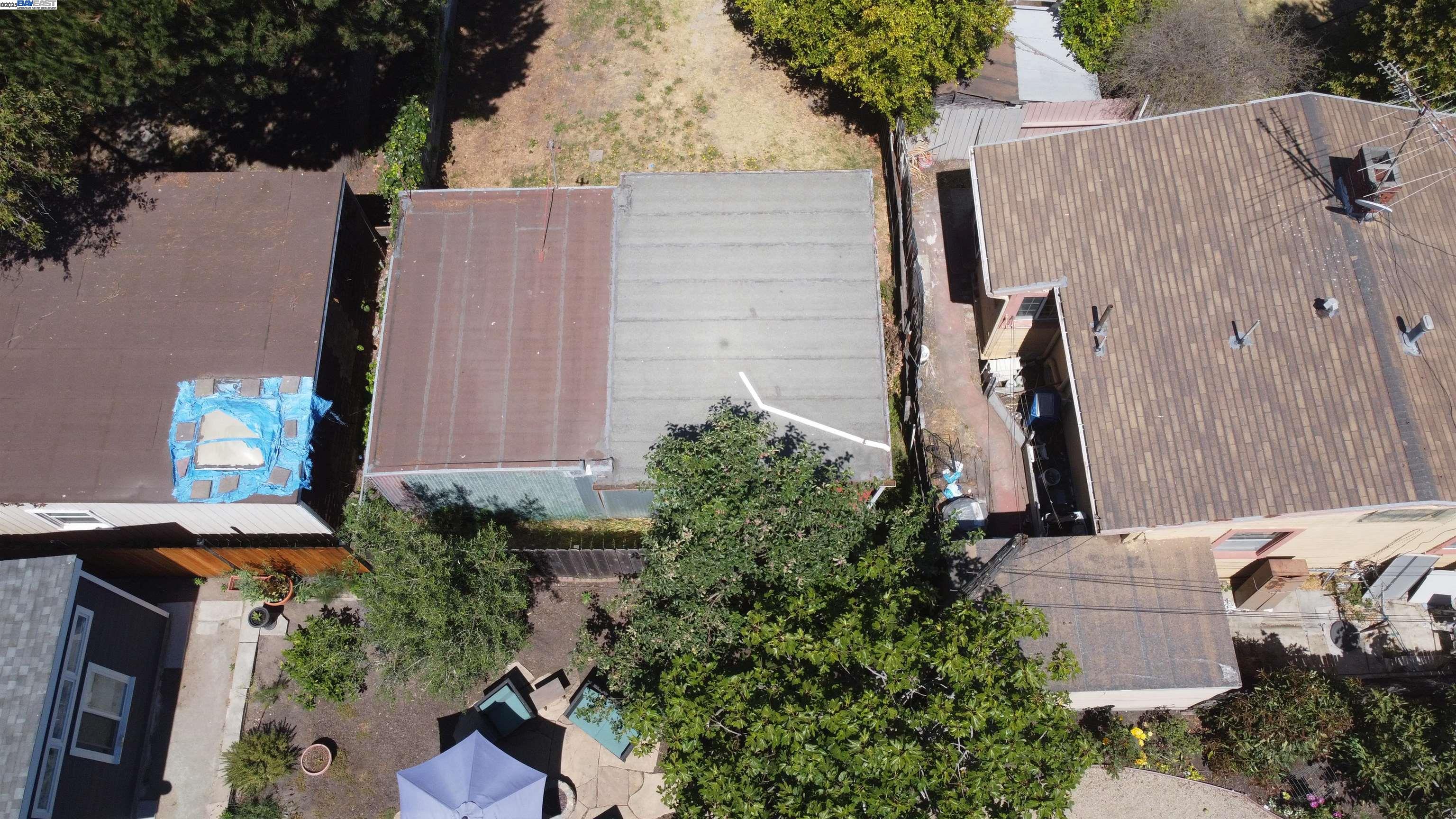 1424 Walnut St