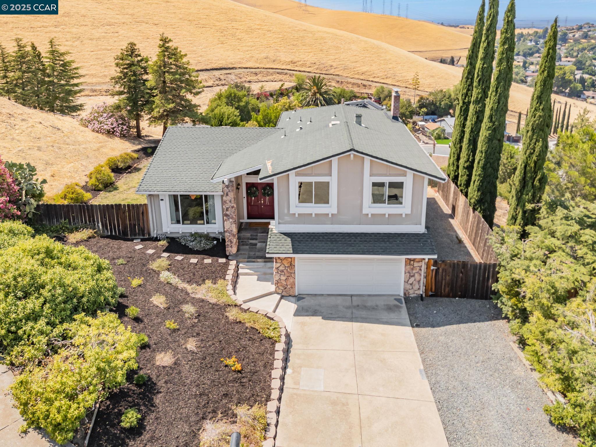 166 Encinal Pl