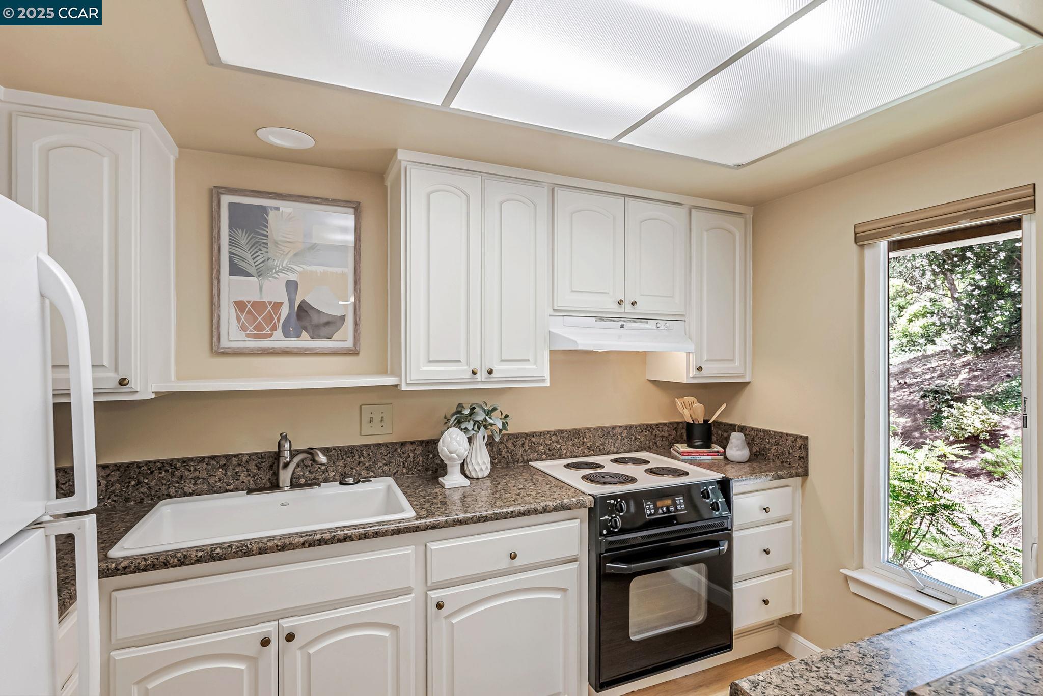 3395 Tice Creek Dr # 2