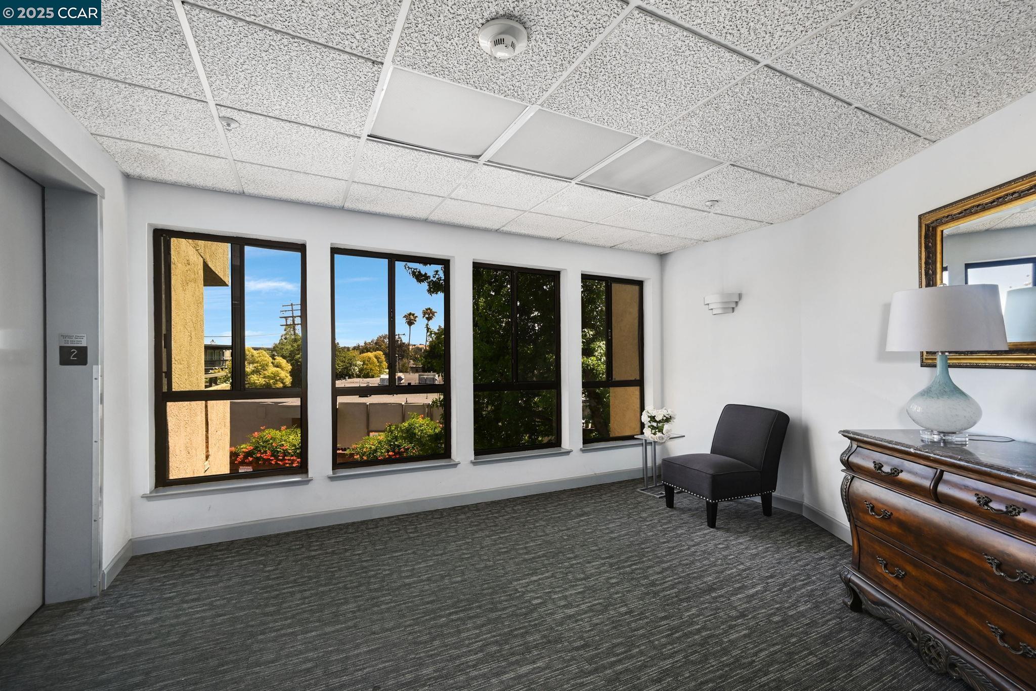 1201 Alta Vista Dr # 208