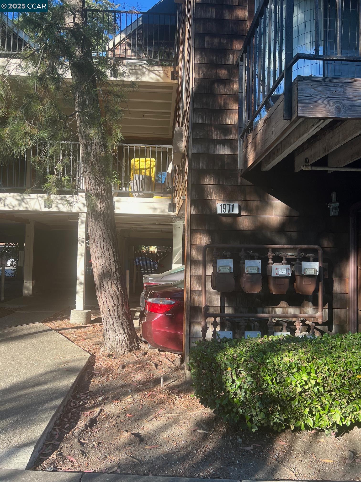 1971 Bonifacio St # 6