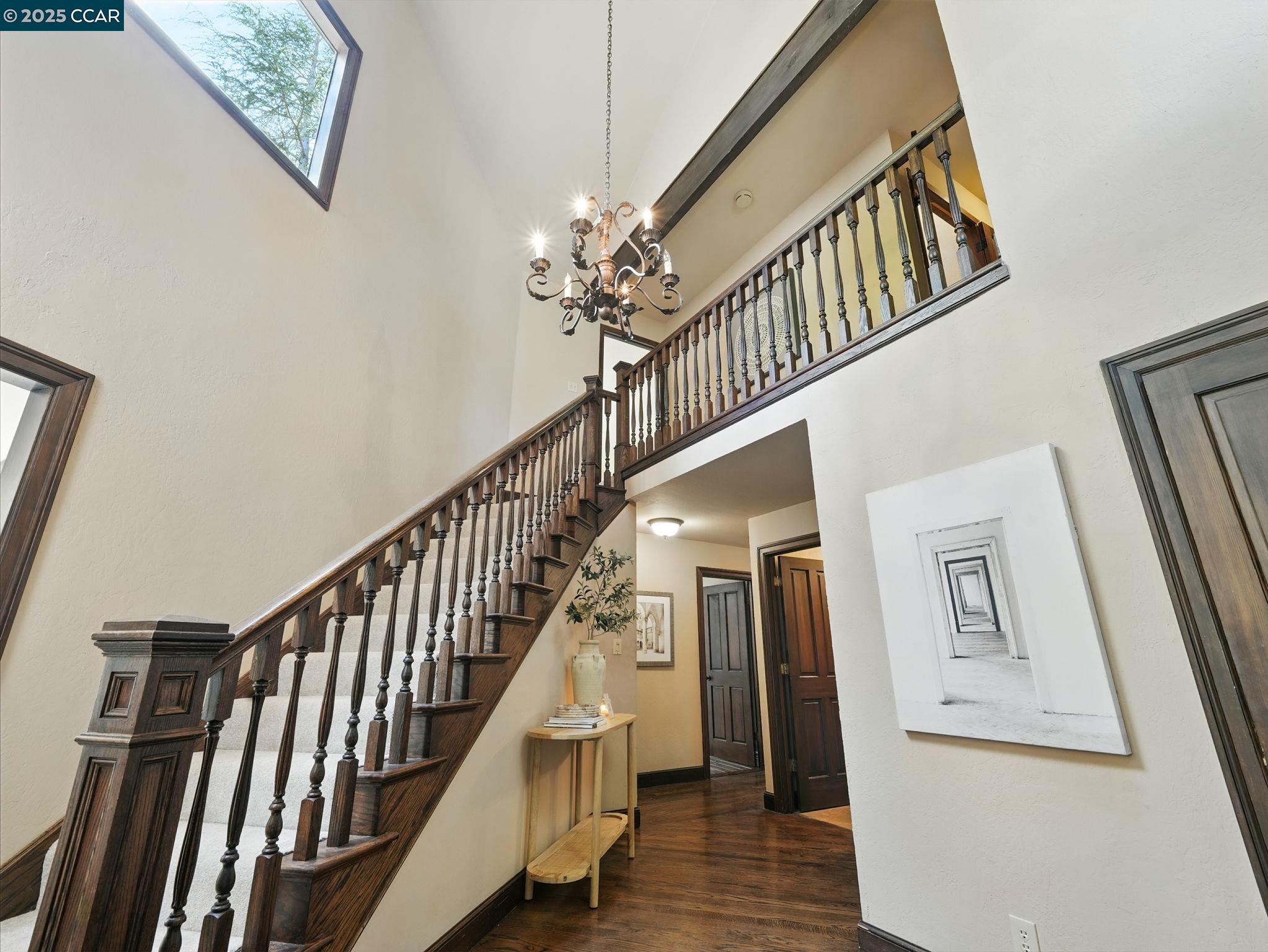 66 Ambleside Court