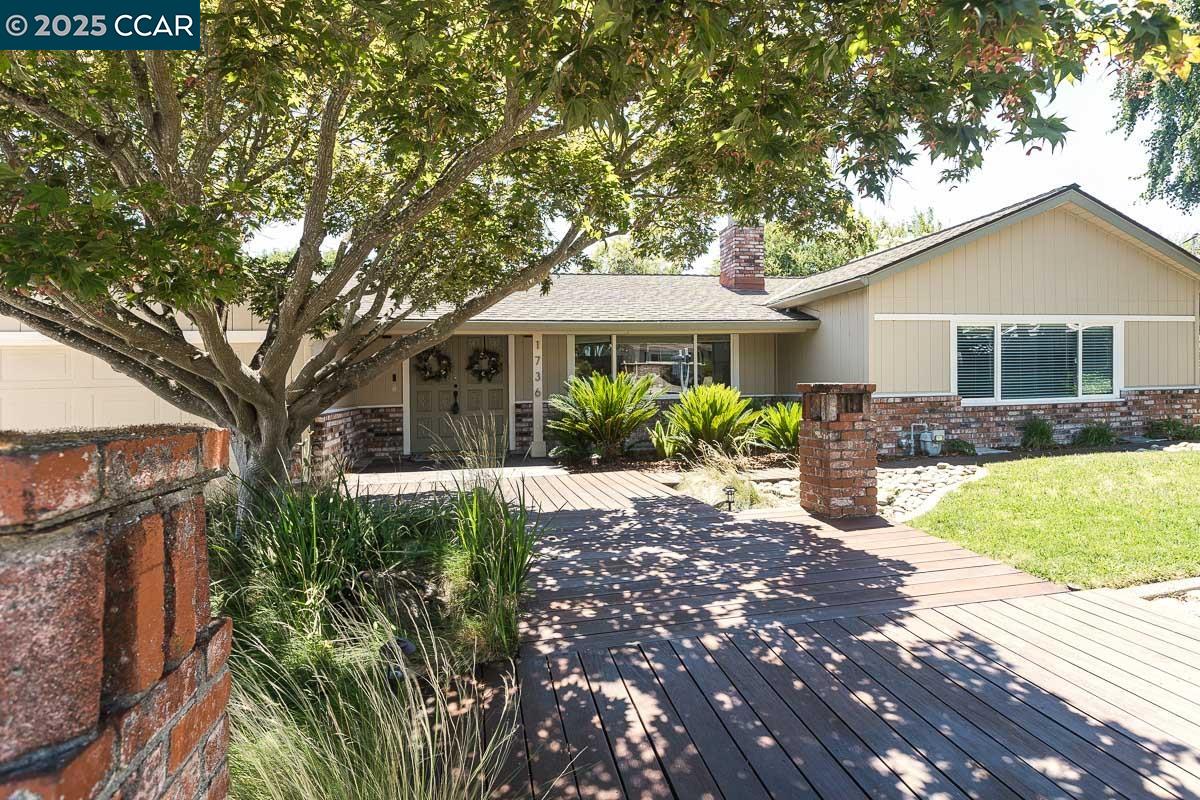 1736 Silverwood Dr