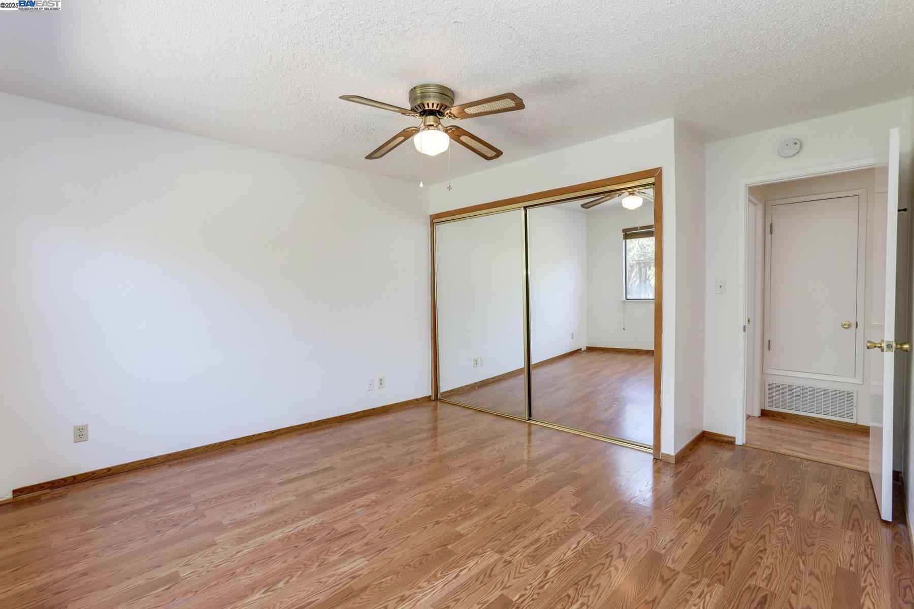 850 Tanager Rd