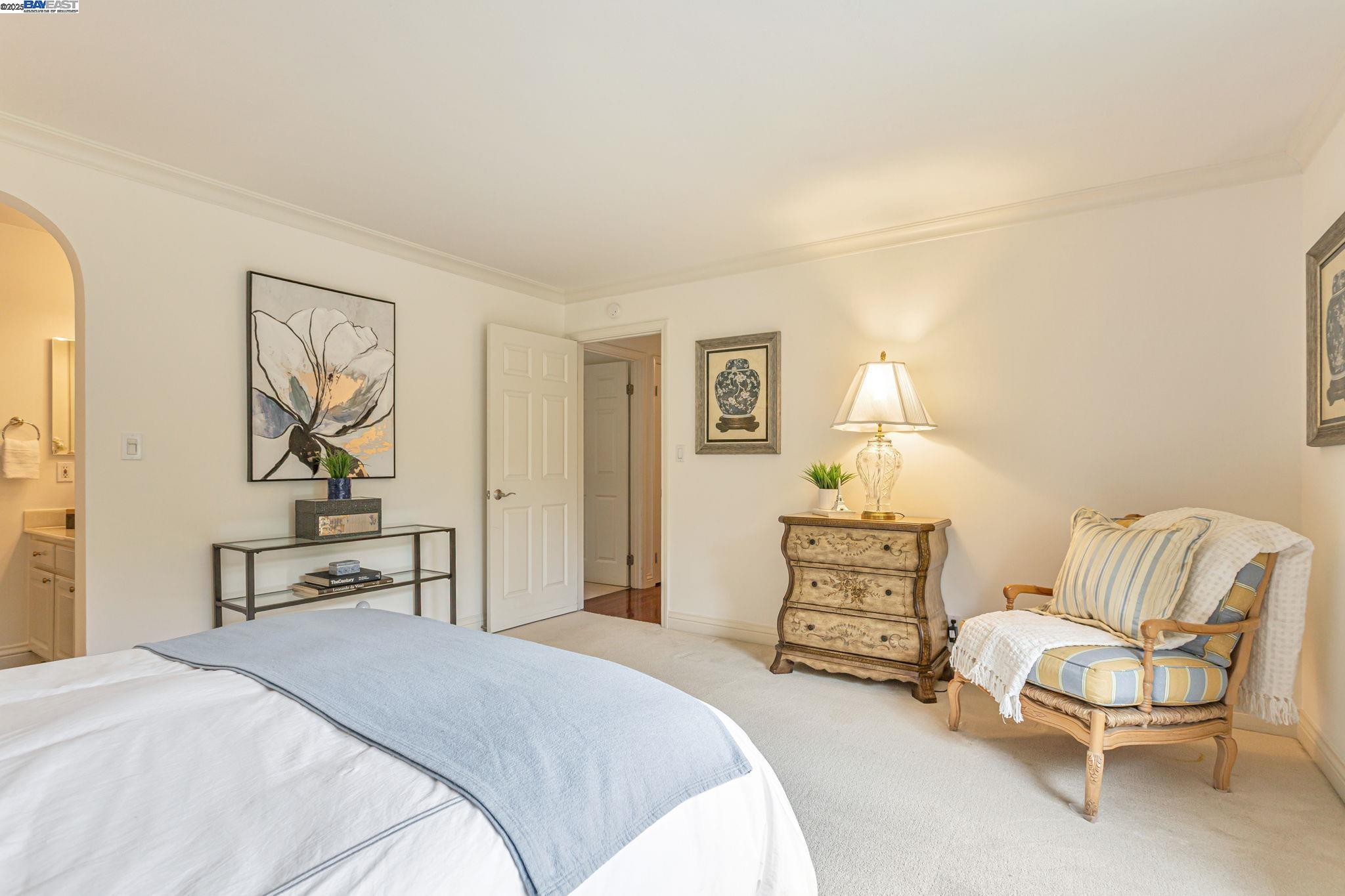 736 Tunbridge Rd