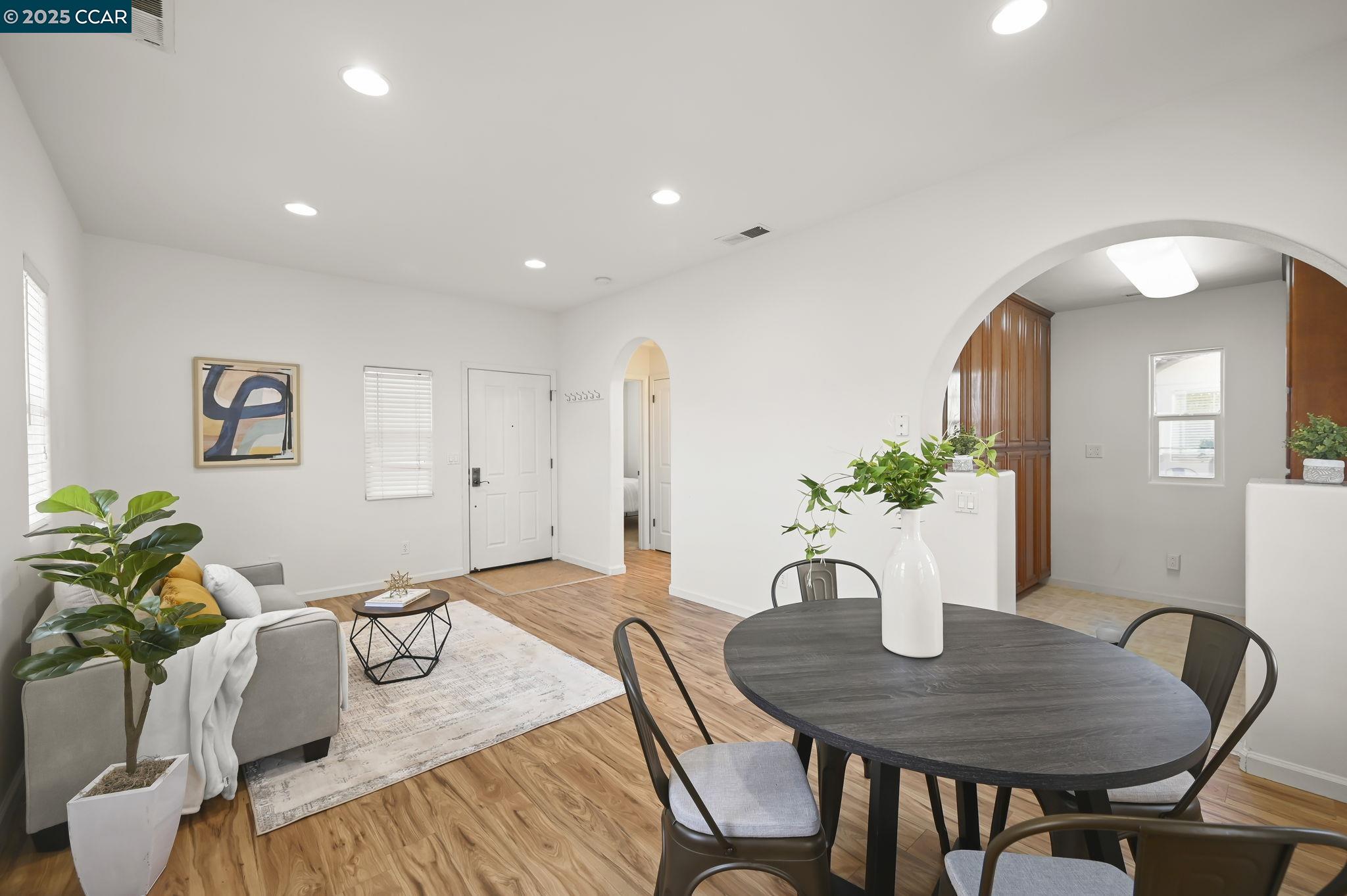 2371 Magnolia Bridge Dr